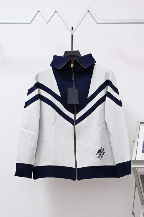 Picture of Louis Vuitton Jackets _SKULVS-LqqtxQ15531610